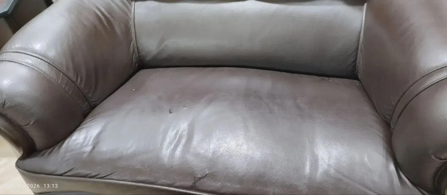 مبل هفت نفره چرم|مبلمان خانگی و میز عسلی|لشت نشا, |دیوار