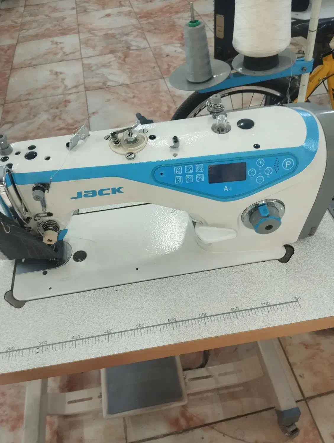 راسته صنعتی کامپیوتری a4 و زیگزال e3|چرخ خیاطی و ریسندگی|نسیم‌شهر, |دیوار