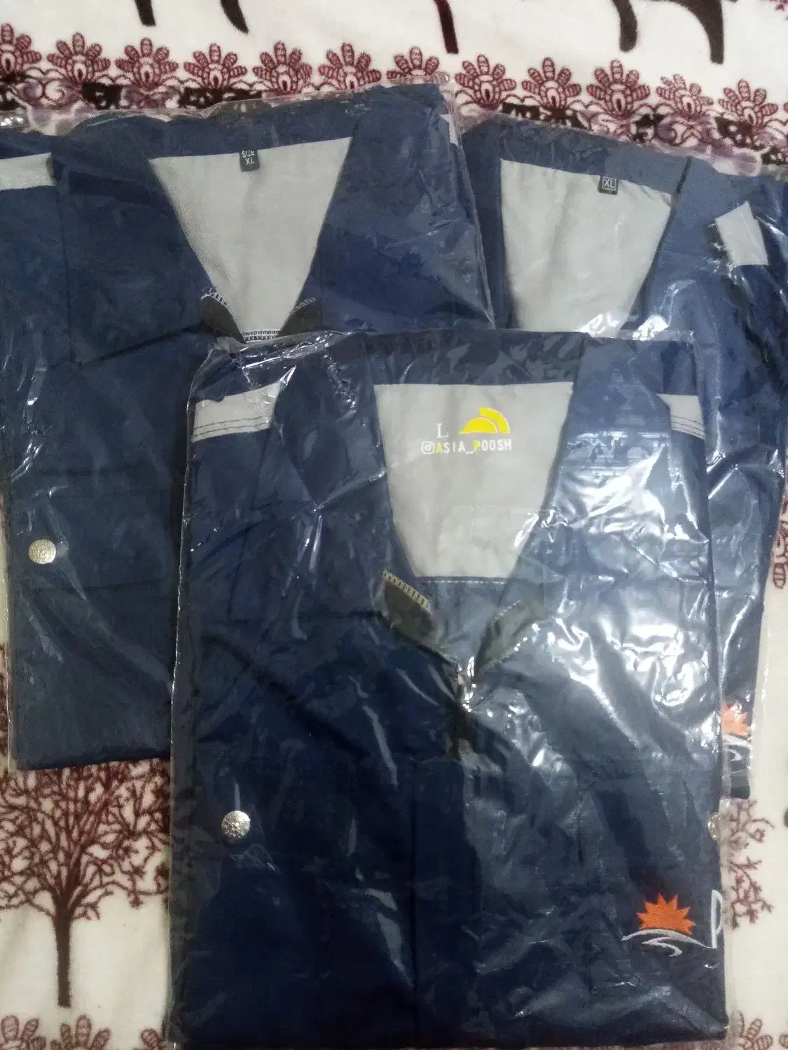 لباس کار|لباس|جهرم, |دیوار