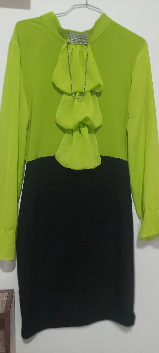 پوشاک|لباس|فسا, |دیوار