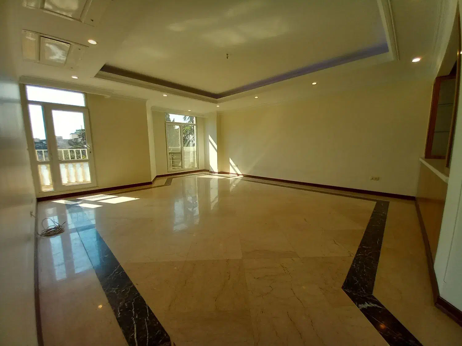 اجاره پاسداران 150 متر 3 خواب   2 پارکینگ / تبدیل