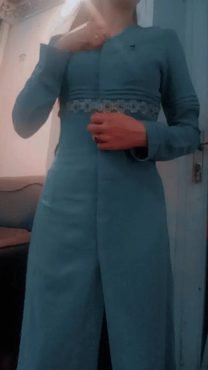 مانتو|لباس|صومعه‌سرا, |دیوار