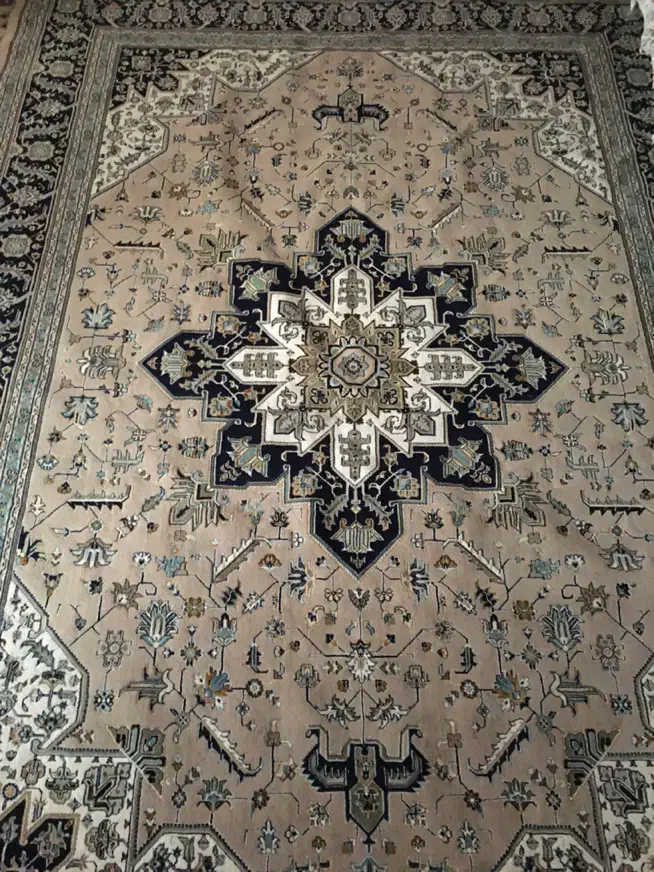 سه تخته فرش نه متری|فرش|هشتگرد, فاز ۱ مهستان|دیوار