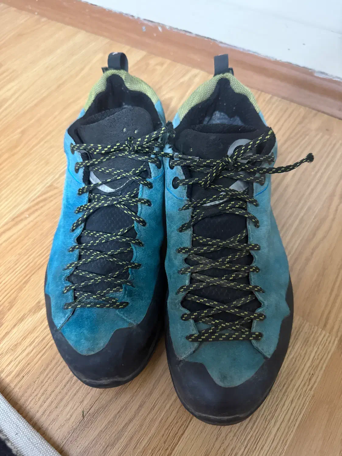 کفش کوهنوردی اسکارپا|کوهنوردی و کمپینگ|زنجان, |دیوار