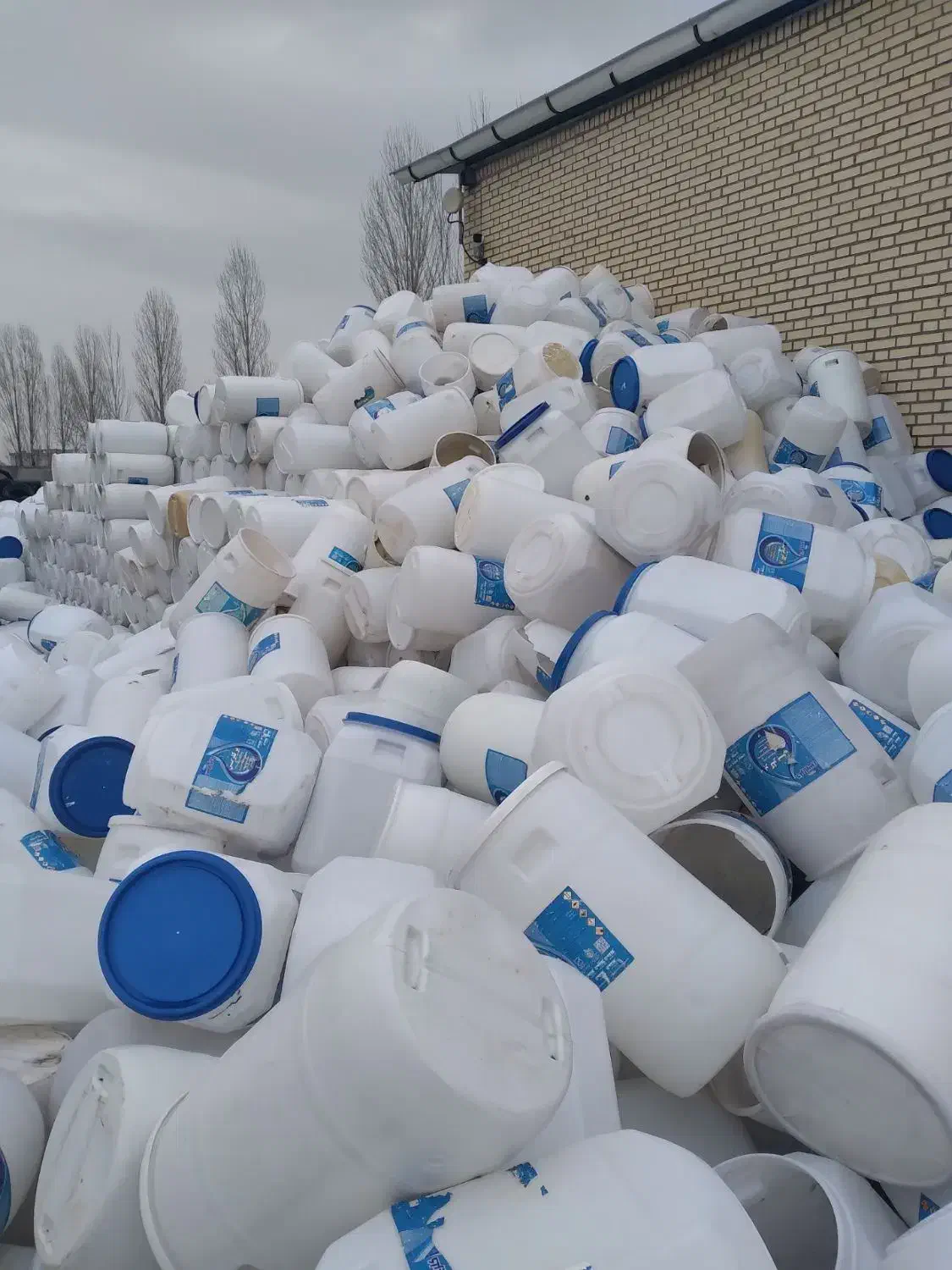 خریدار ضایعات پلاستیک|خدمات پیشه و مهارت|اشتهارد, |دیوار