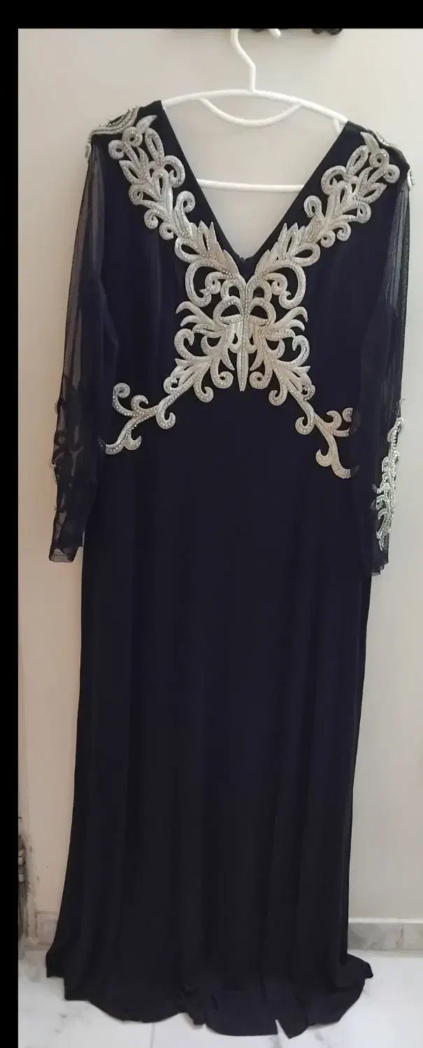 لباس مجلسی|لباس|شهریار, شهریار|دیوار