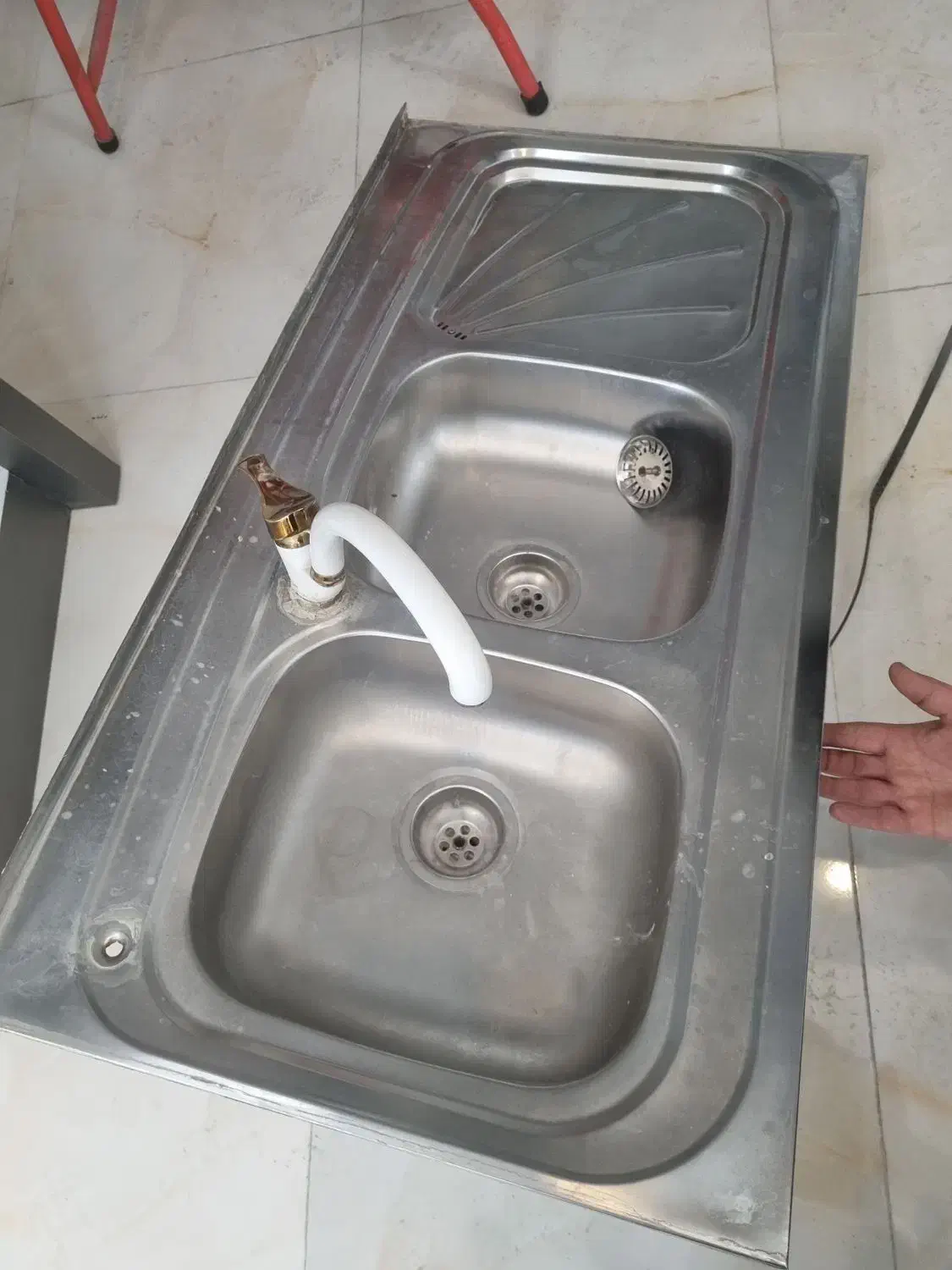 سینک دوقلو|آب‌چکان و نظم‌دهنده ظروف|قم, سراجه (۱۵ خرداد)|دیوار