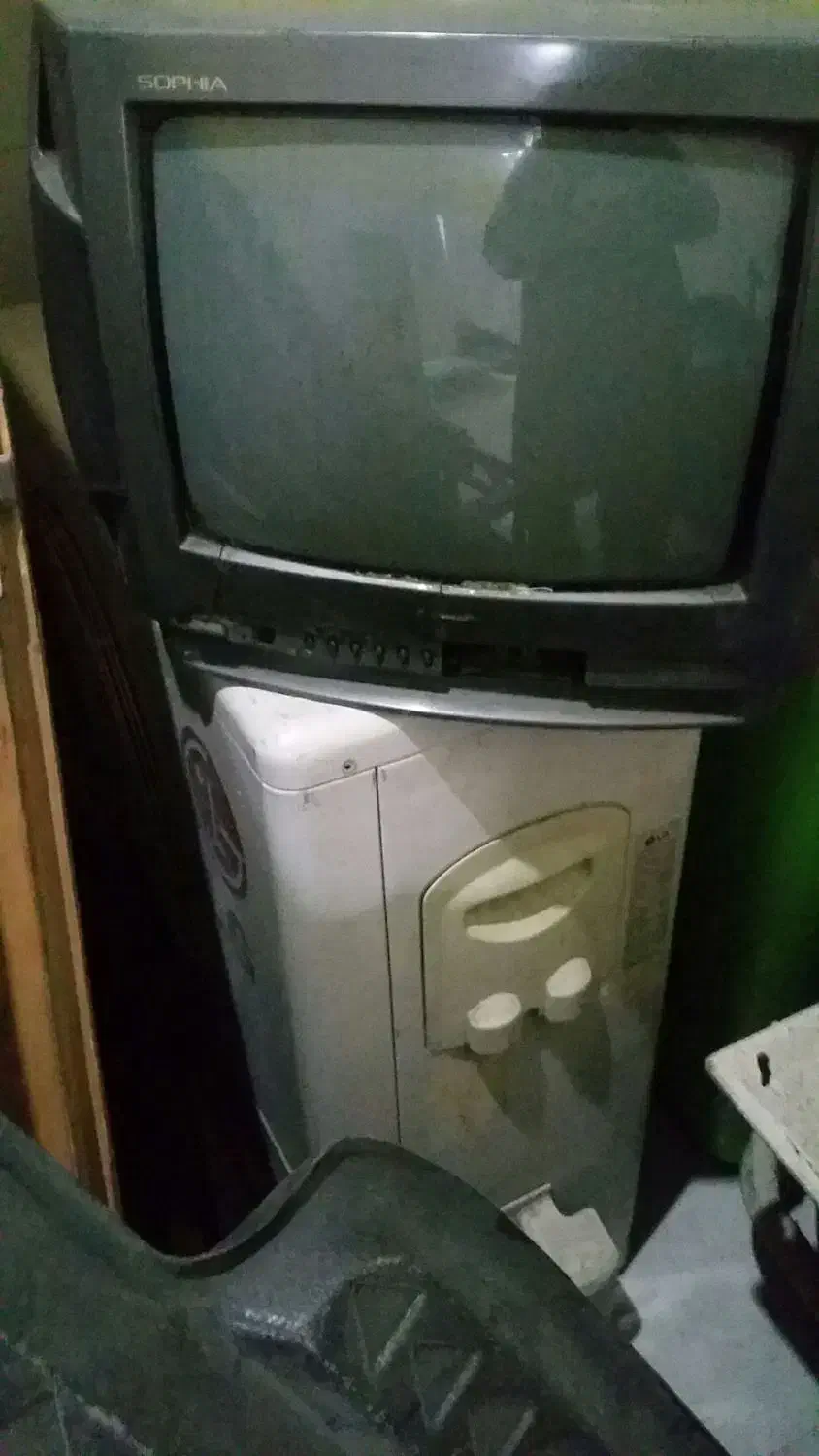 تلویزیون ۱۴ اینچ|تلویزیون و پروژکتور|خرمآباد, |دیوار