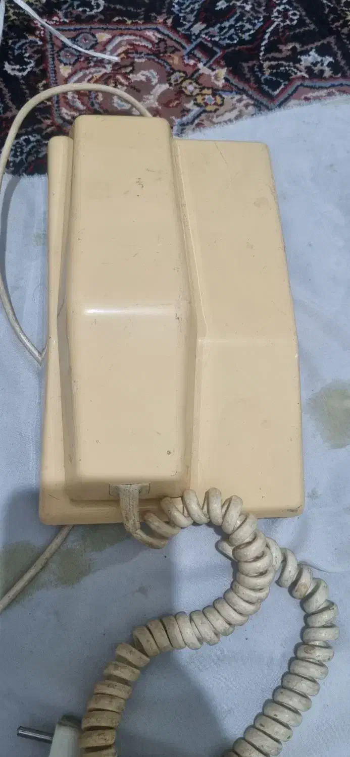 گوشی تلفن های قدیمی|کلکسیون اشیاء عتیقه|تهران, سبلان (لشگر)|دیوار