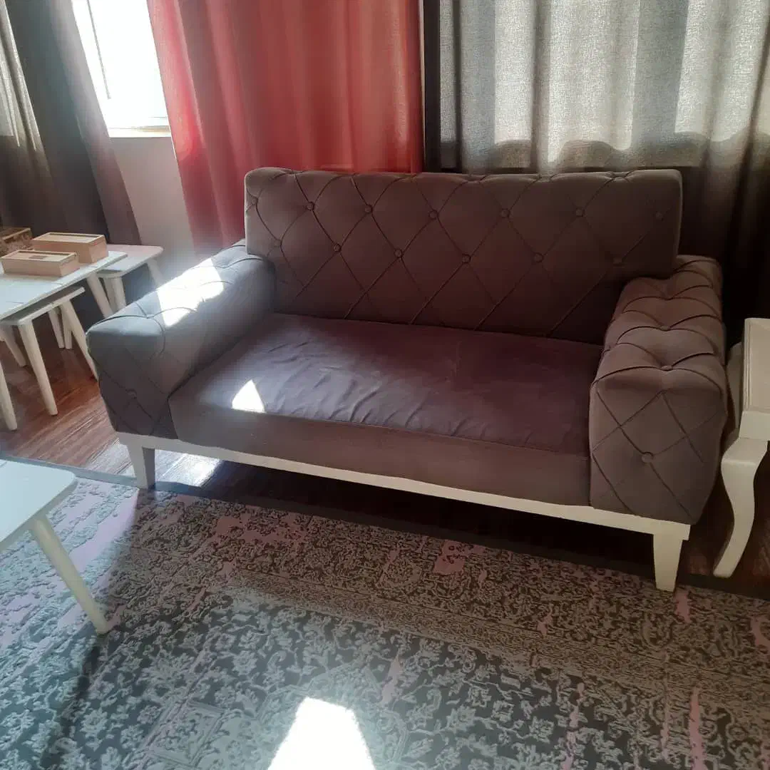 مبلمان هفت نفره چستر با میز جلو مبلی|مبلمان خانگی و میز عسلی|کرج, ساماندهی|دیوار