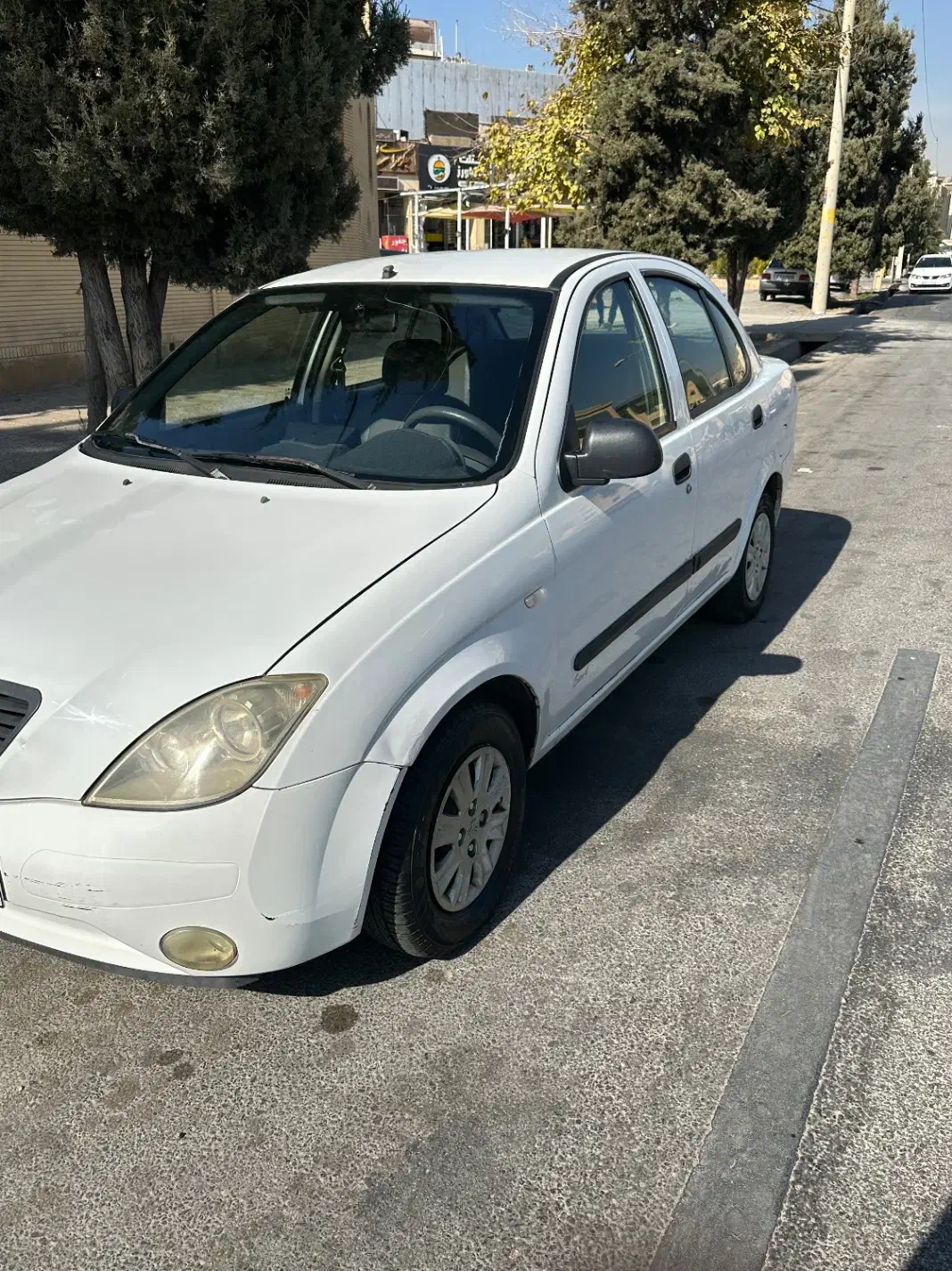 تیبا مدل۹۳ کم کار /کارمندی|خودرو سواری و وانت|شیراز, آبیاری|دیوار