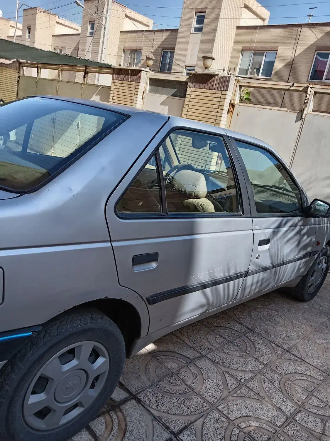 پژو 405 GLX - دوگانه سوز CNG، مدل ۱۳۸۹|خودرو سواری و وانت|شاهین‌شهر, گرگاب|دیوار