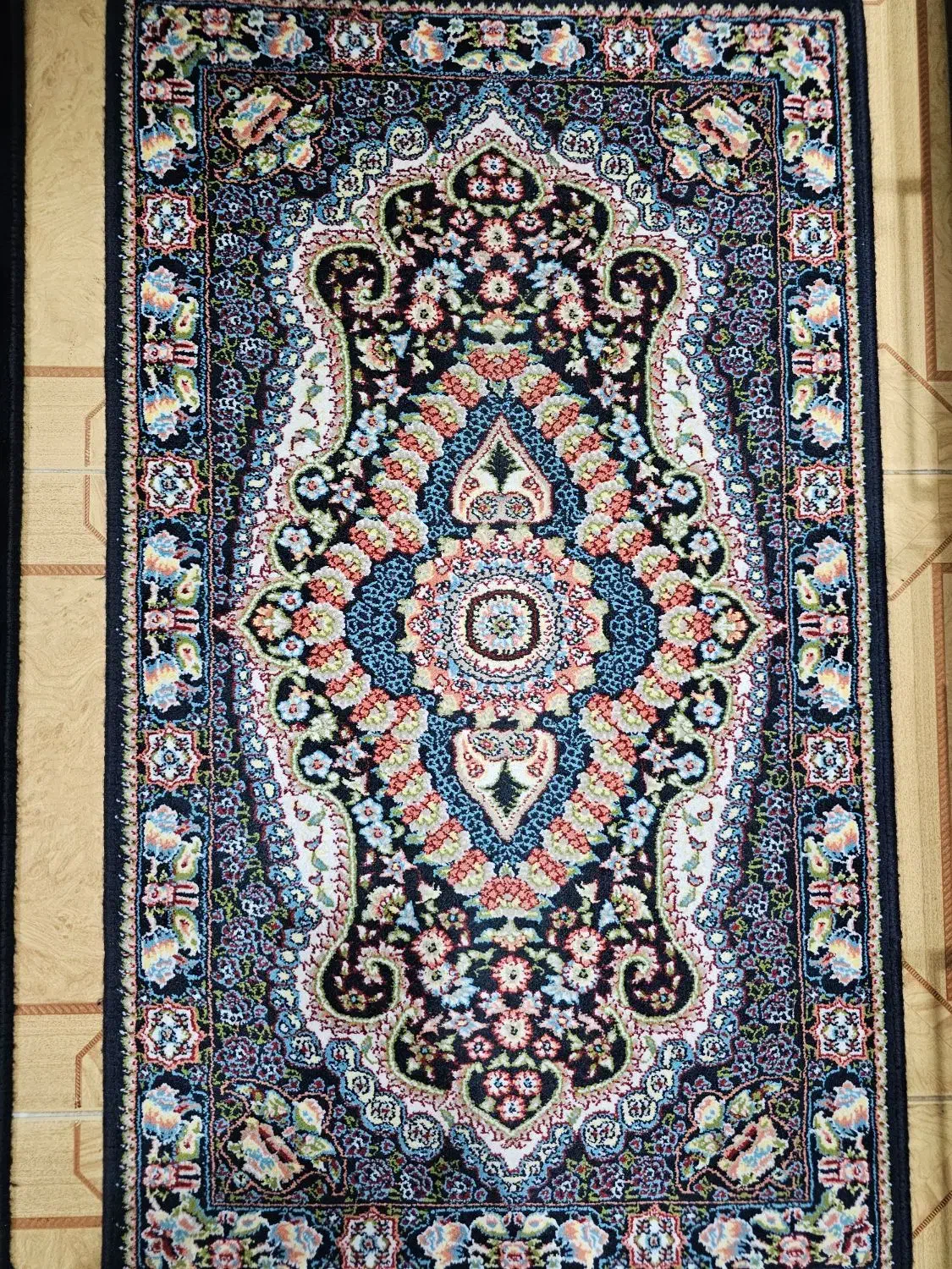 پادری کاملا سالم ۷۰۰ شانه|پادری|خشکبیجار, |دیوار