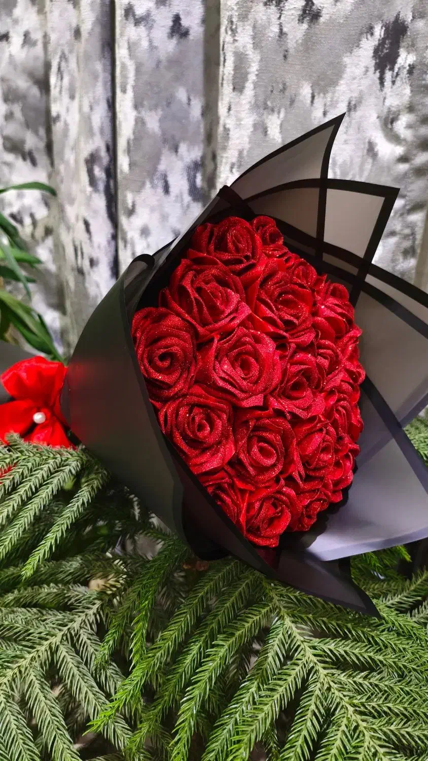 یلداتو با ما ماندگار تر کن|گل مصنوعی|شیراز, کوشک میدان|دیوار