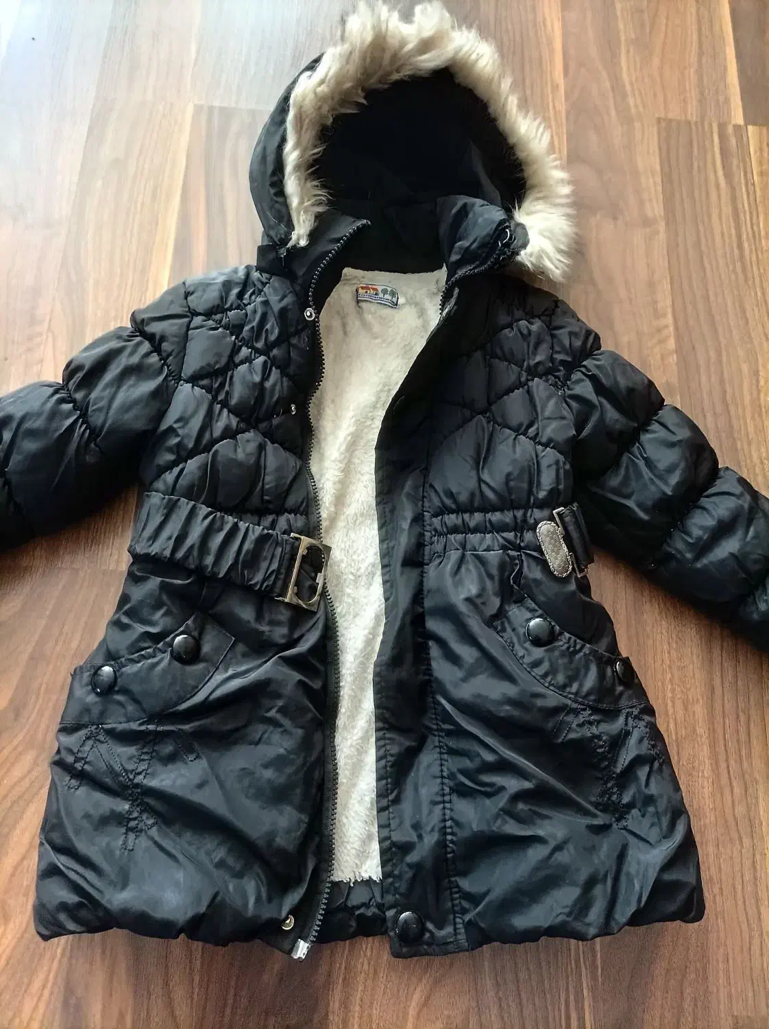 لباس های گرم دخترونه|کفش و لباس بچه|کرمانشاه, |دیوار