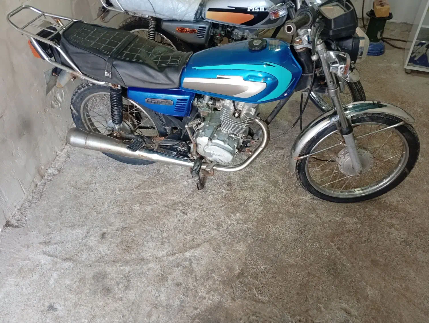 پیشتاز|موتورسیکلت|تایباد, |دیوار