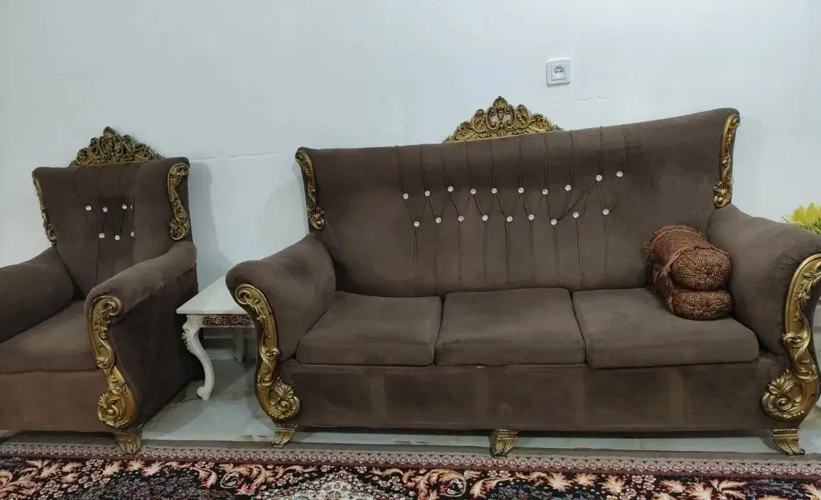 مبل سلطنتی|مبلمان خانگی و میز عسلی|قشم, |دیوار