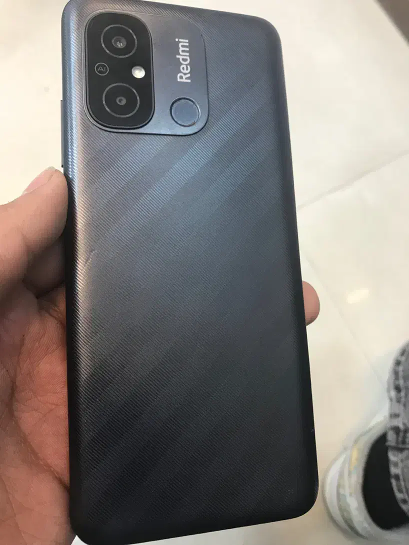 ردمی ۱۲c  فوری|موبایل|مشهد, استاد یوسفی (شهرک غرب)|دیوار