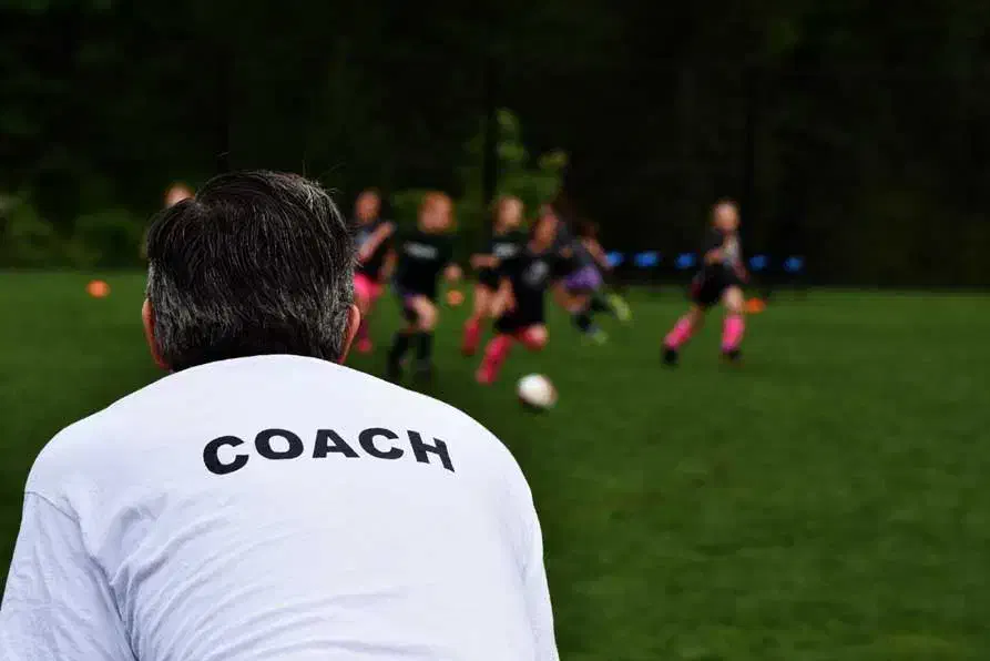 مربی فوتبال ( کمک )|استخدام آموزشی|تهران, پیکان شهر|دیوار