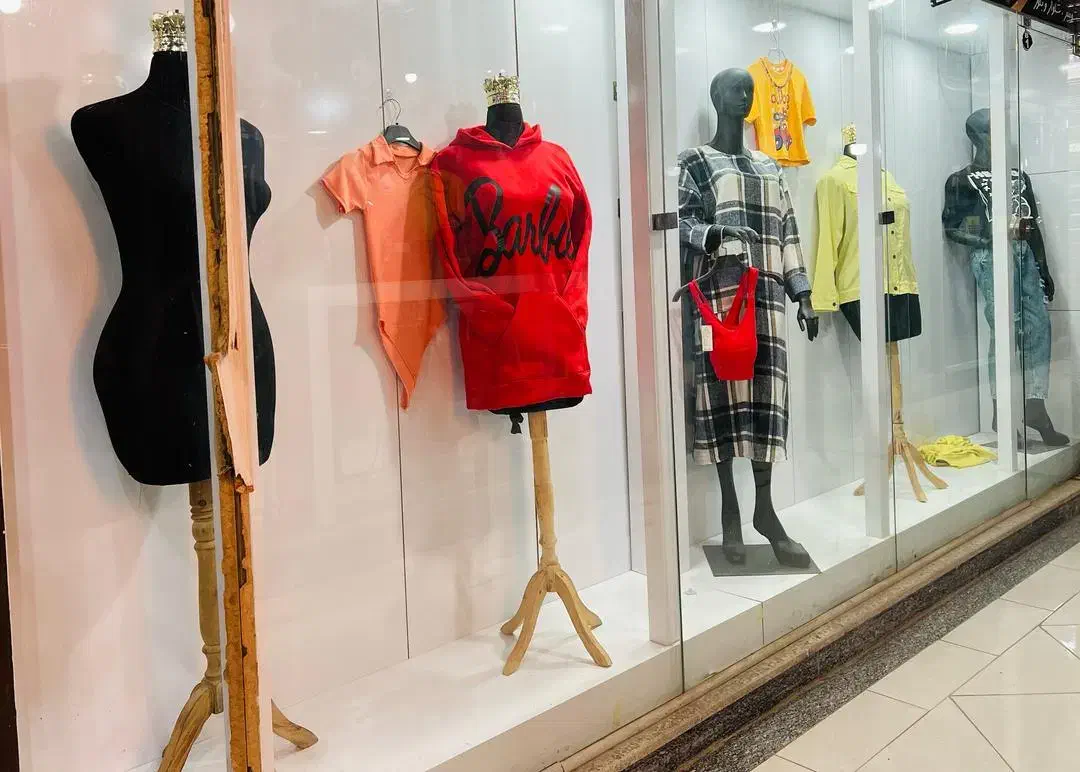 مانکن،رگال،چوب لباسی،مغازه|فروشگاه و مغازه|شیراز, اکبر آباد|دیوار