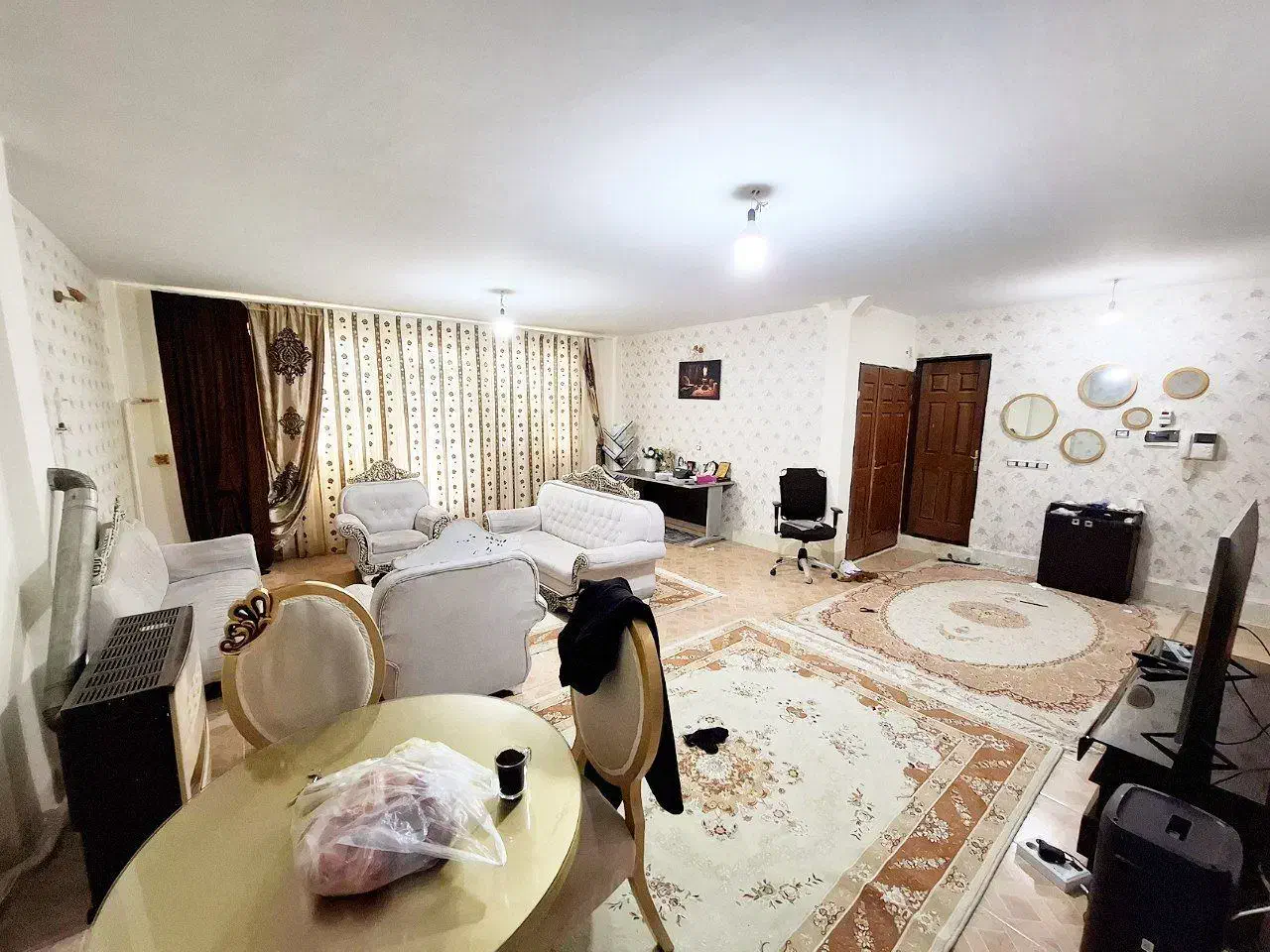 110مترآپارتمانتکواحدط2 دوخوابفولامکاناتشهرک|اجارهٔ آپارتمان|خوی, |دیوار