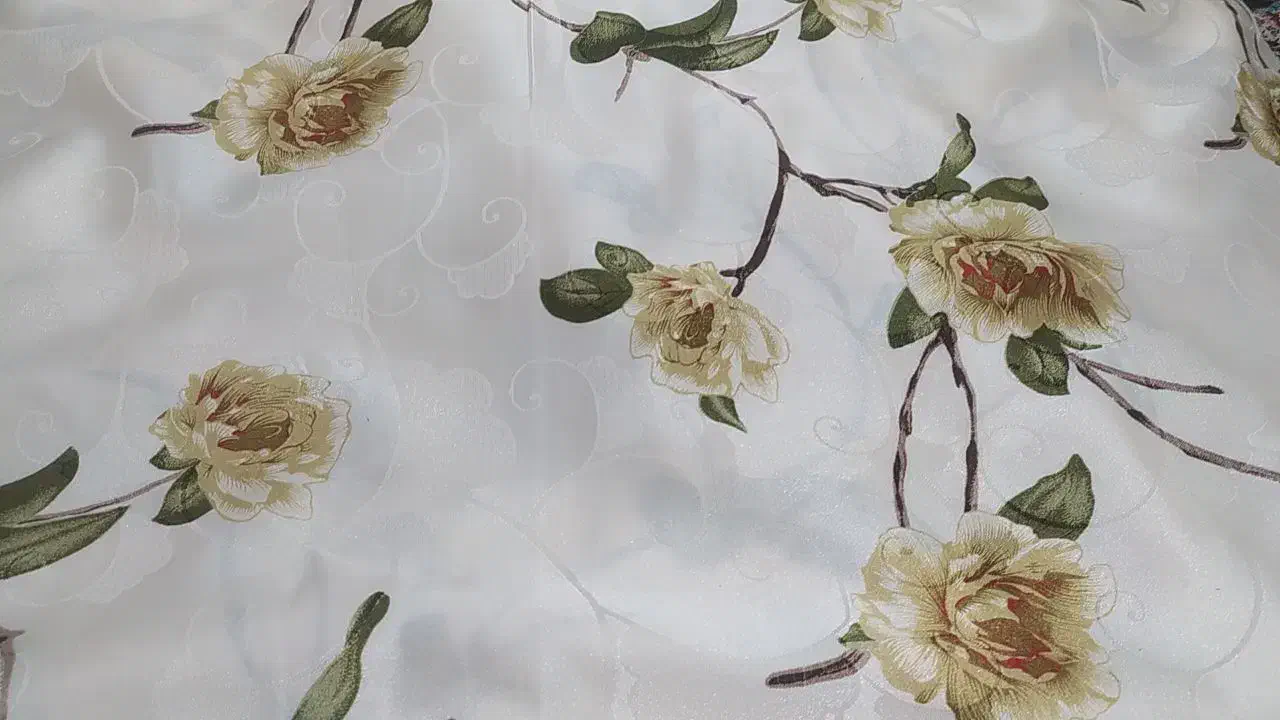 پارچه ساتن خارجی هستن باضمانت عرض سه متر ۳۹۵متری|پرده، رانر، رومیزی|رودهن, |دیوار