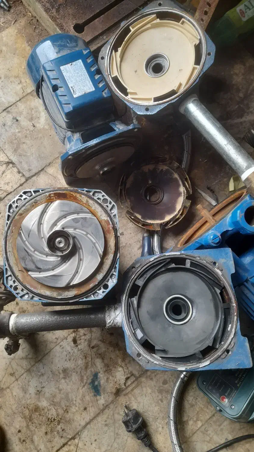 سیم پیچی الکتروموتور پمپ اب کفکش بالابر هواکش..|خدمات پیشه و مهارت|مشهد, ایثار|دیوار