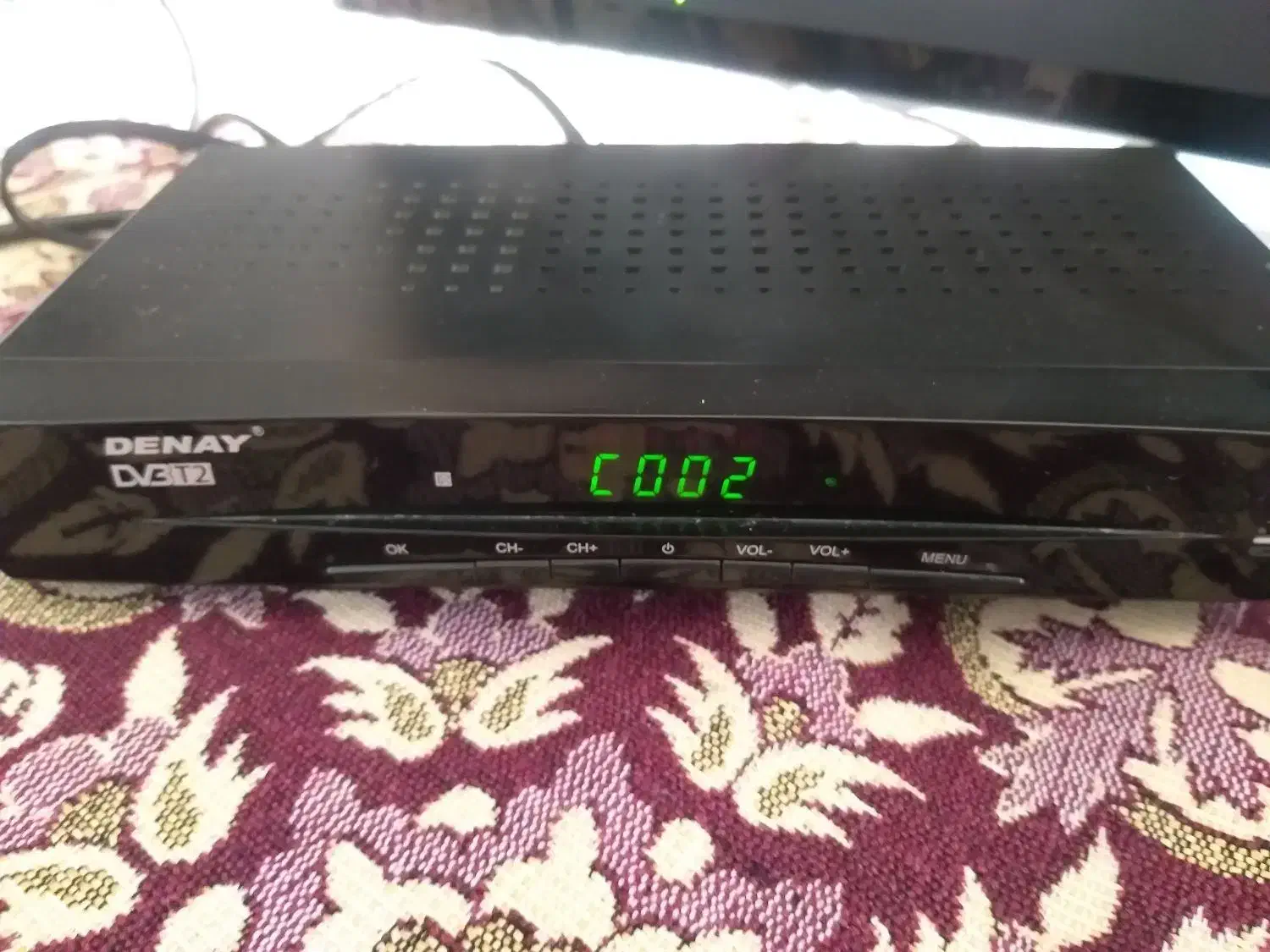 تلوزیون SONY سونی+گیرنده|تلویزیون و پروژکتور|بروجرد, |دیوار