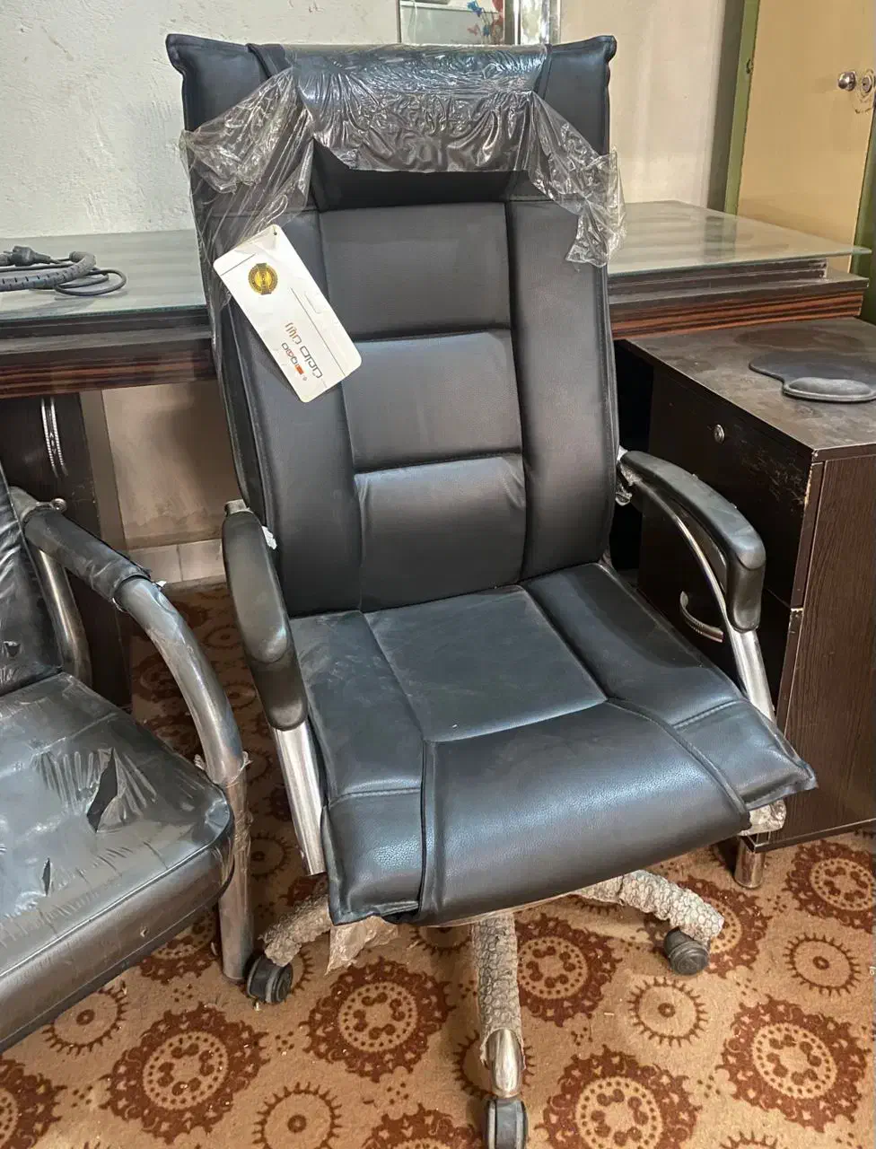 میز و صندلی اداری دفتری|دفتر کار|جیرفت, |دیوار