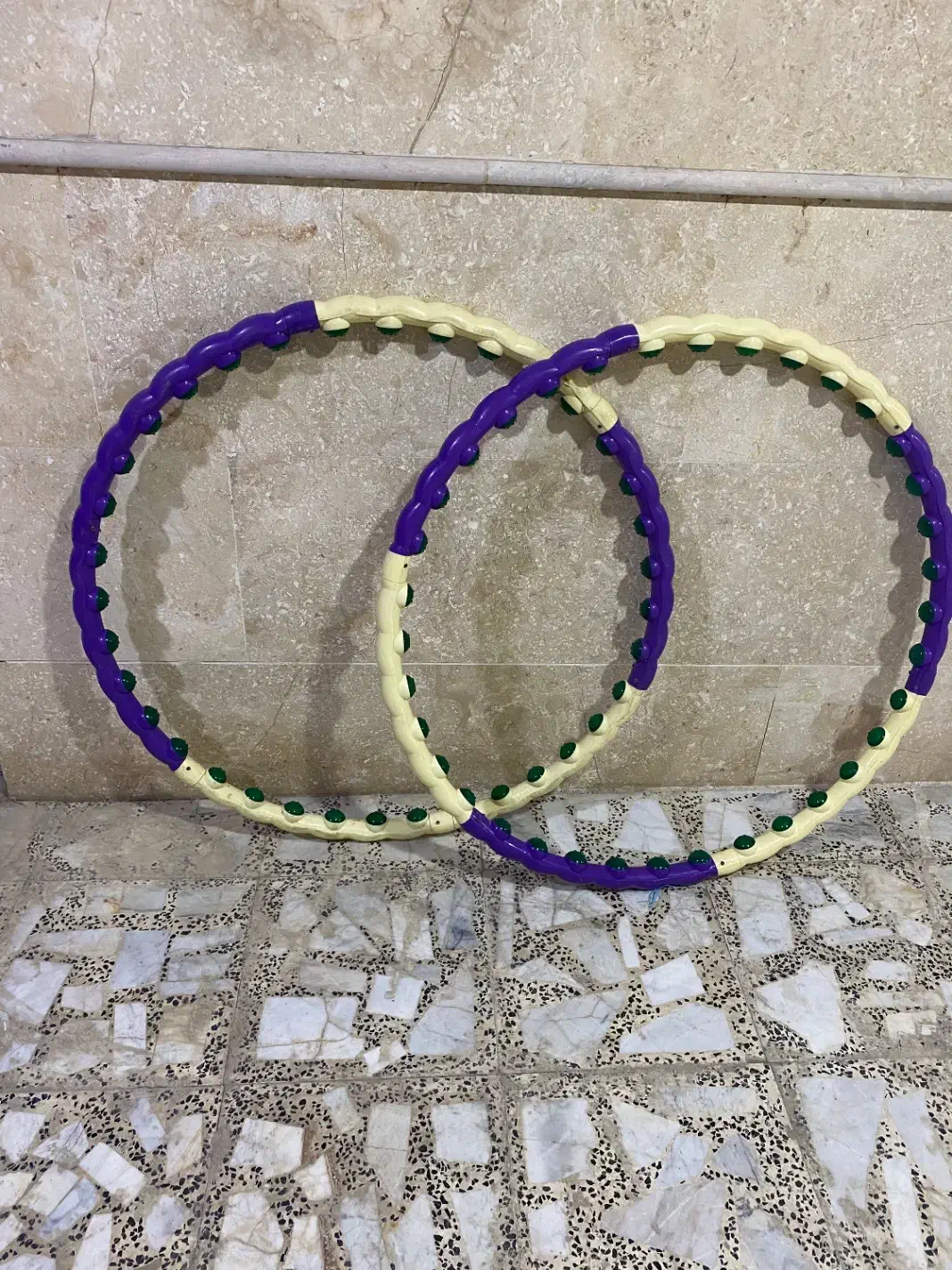 دو عدد حلقه لاغری سالم و تمیز|تجهیزات ورزشی|صومعه‌سرا, |دیوار