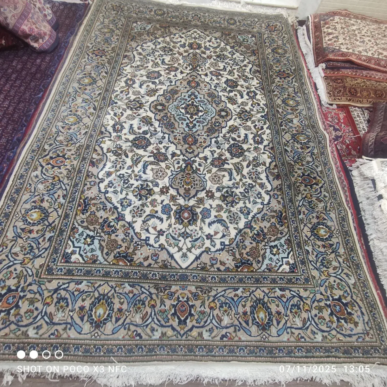 شش متری تک|فرش|کرمانشاه, |دیوار