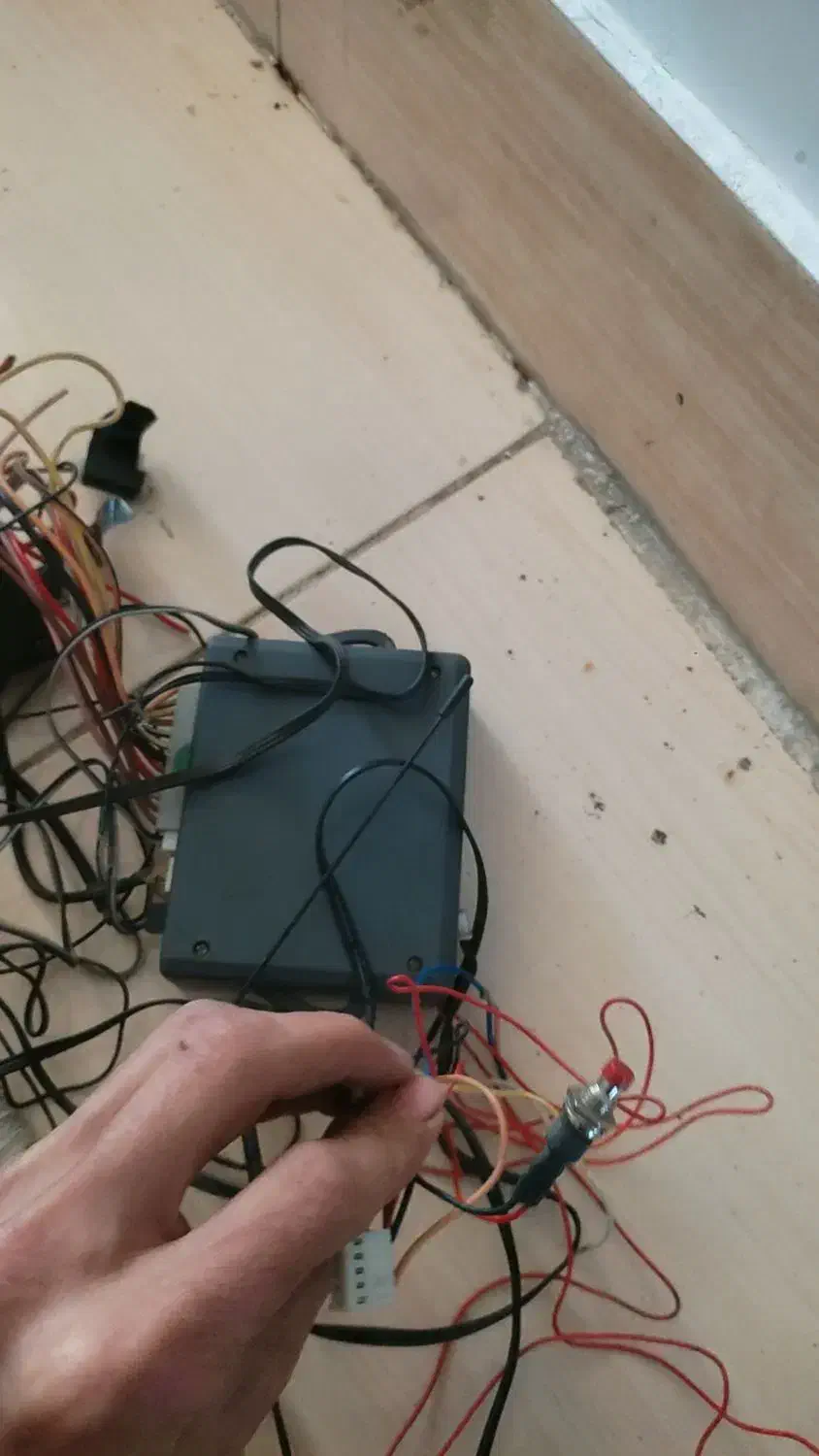 هدلایت،دزدگیر، لوازم تزیینی شاهین ،تارا و ۲۰۶|قطعات یدکی و لوازم جانبی|آزادشهر, |دیوار