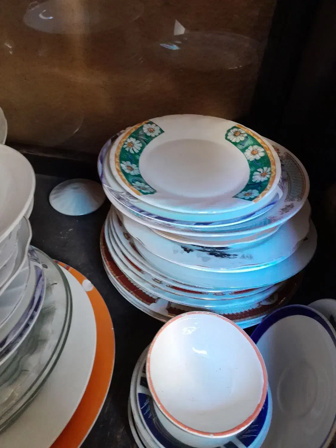 ظروف چینی سالم حراج|ظروف سرو و پذیرایی|بوشهر, |دیوار