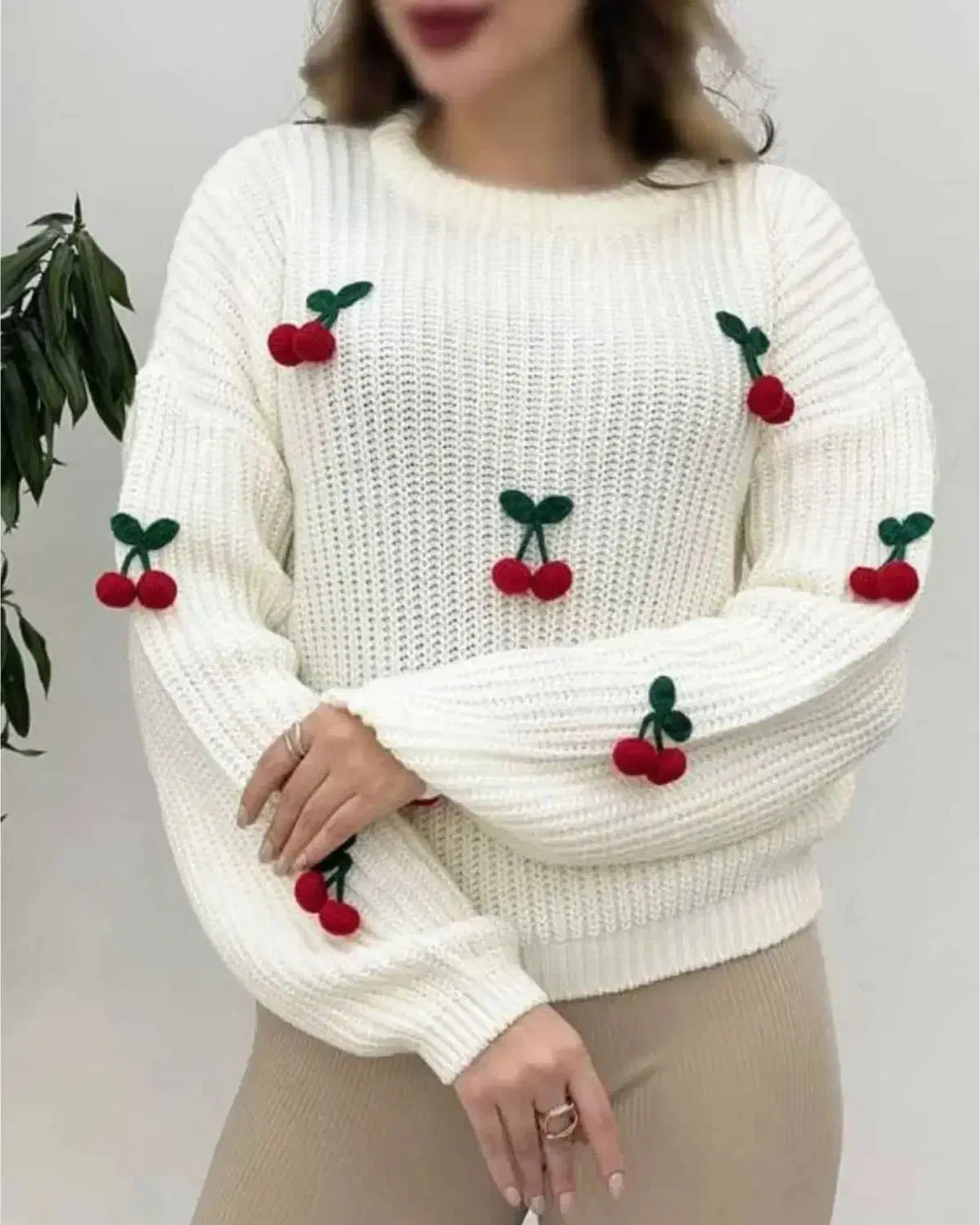 بافت آلبالو|لباس|نیشابور, امین اسلامی|دیوار