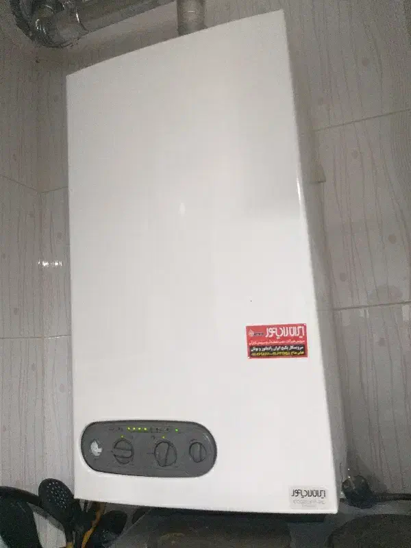 سرویس وتعمیرنواع پکیج دیواری رادیاتور کاملا تخصصی|خدمات پیشه و مهارت|تهران, سعادت‌آباد|دیوار