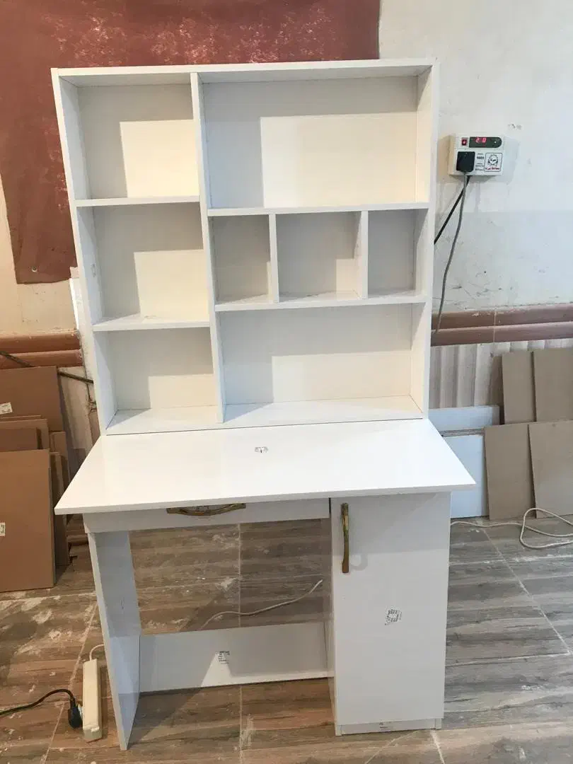 میز تحریر و کتابخونه|میز تحریر و کامپیوتر|بندر ماهشهر, |دیوار