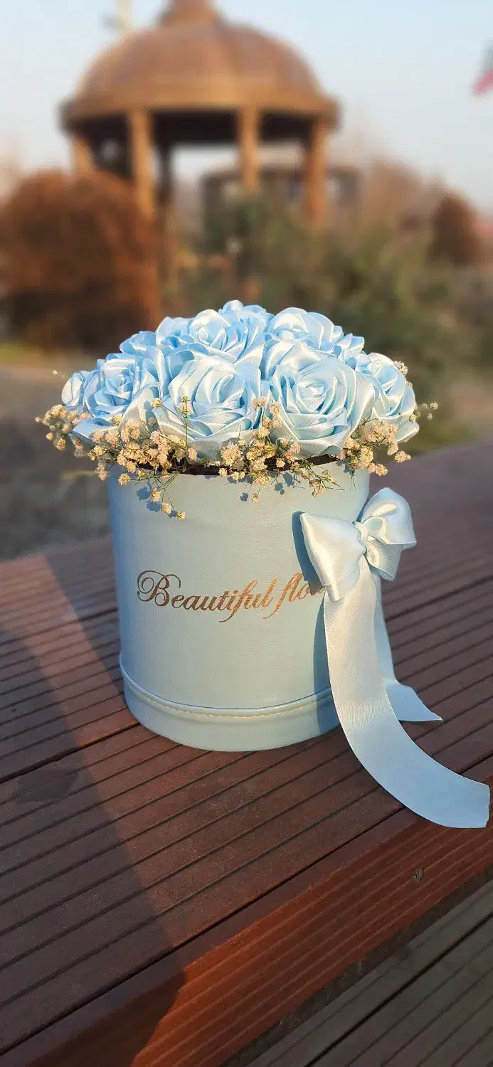 سفارش دسته گل ربانی|گل مصنوعی|تهران, چهارصد دستگاه|دیوار