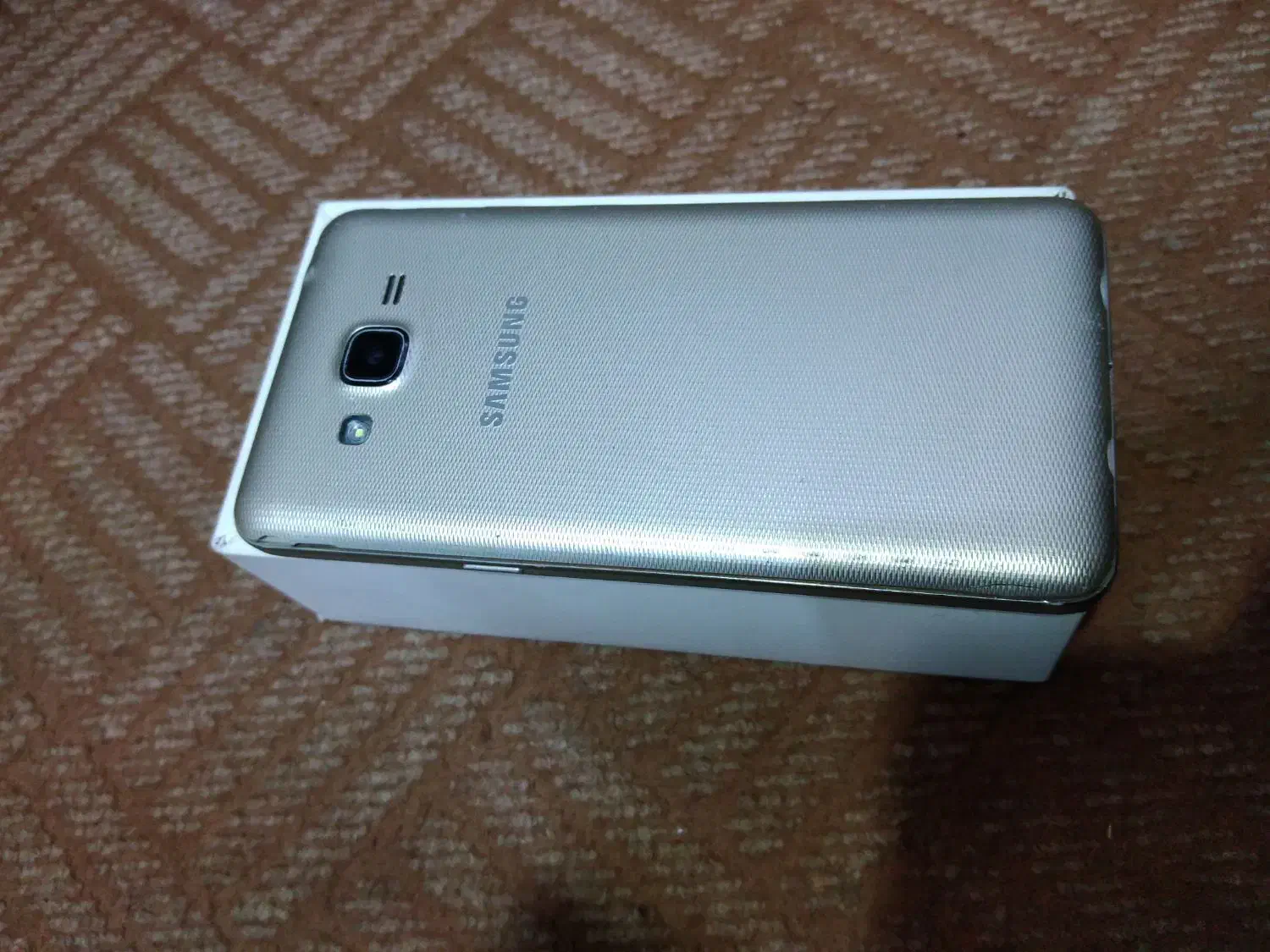 گوشی سالم با کارتن و شارژر سامسونگ گرند پرایم|موبایل|بردسکن, |دیوار