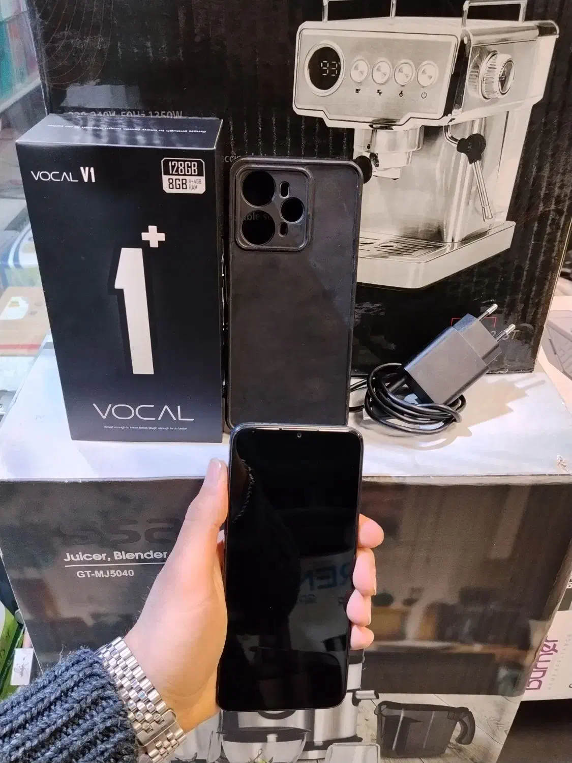 گوشی وکال+V1/حافظه128 رام8/موبایل مختاری|موبایل|قرچک, مهدیه|دیوار