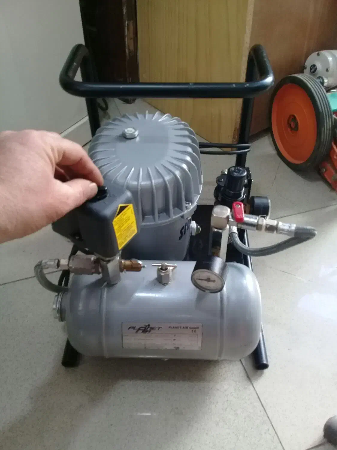 پمپ باد آنتیک germani|کلکسیون اشیاء عتیقه|اسلامشهر, مظفریه|دیوار