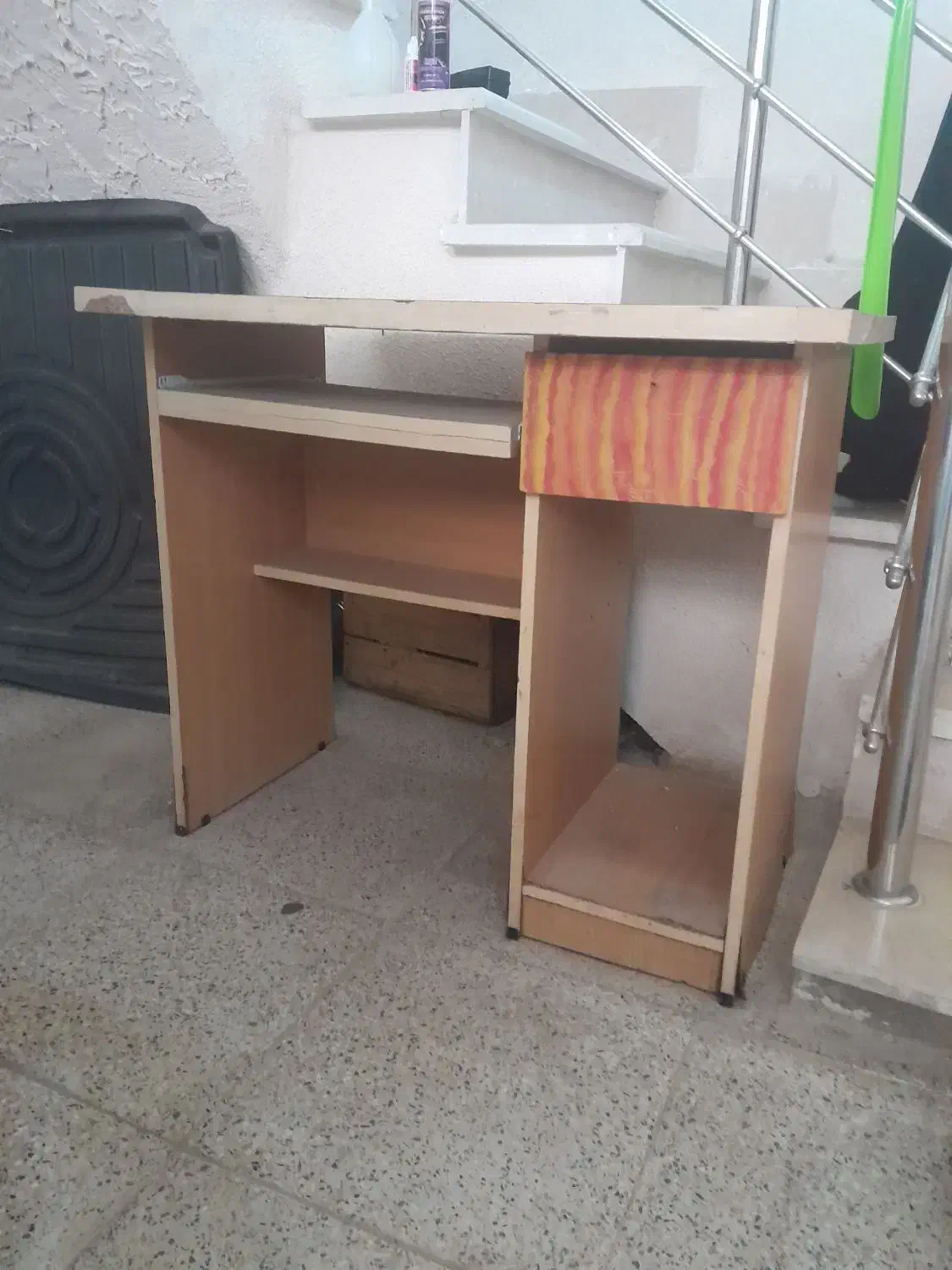 میز کامپیوتر|میز تحریر و کامپیوتر|سیاهکل, |دیوار