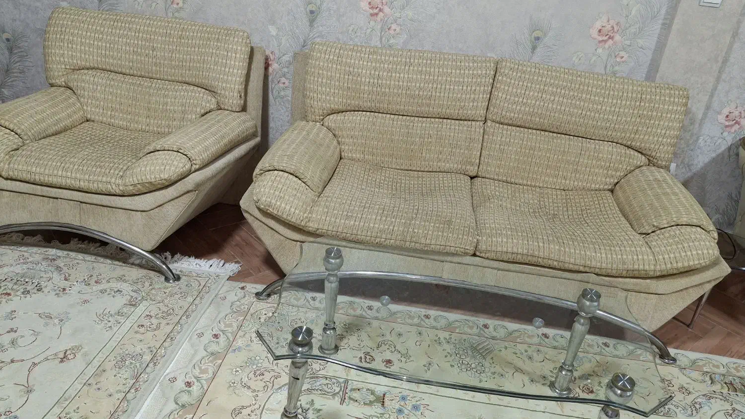 مبل راحتی ترک|مبلمان خانگی و میز عسلی|گنبد کاووس, |دیوار