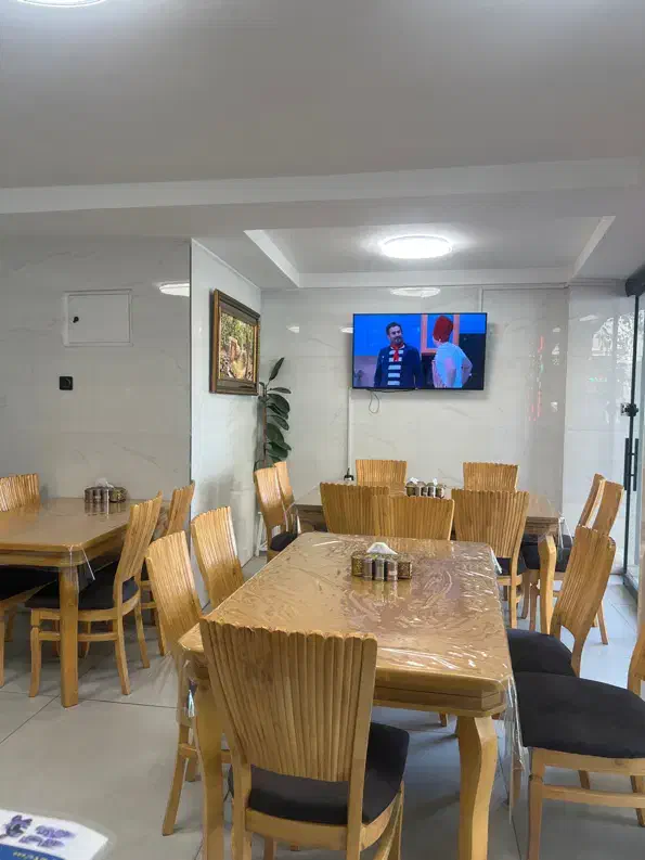 صندوقدار رستوران شیفت صبح یا عصر|استخدام خدمات فروشگاه و رستوران|تهران, فلاح|دیوار