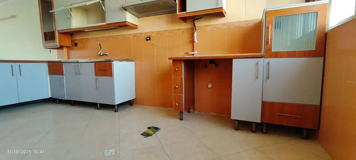 فروش فوری کابینت دسته دوم آشپزخانه|مصالح و تجهیزات ساختمان|تهران, شهرک ولیعصر جنوبی|دیوار