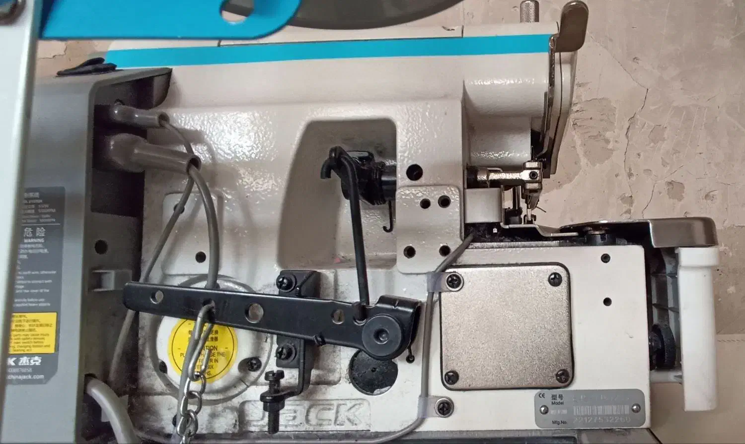 چرخ زیگزال چهار نخ e4s|چرخ خیاطی و ریسندگی|اندیشه, اندیشه فاز ۵|دیوار