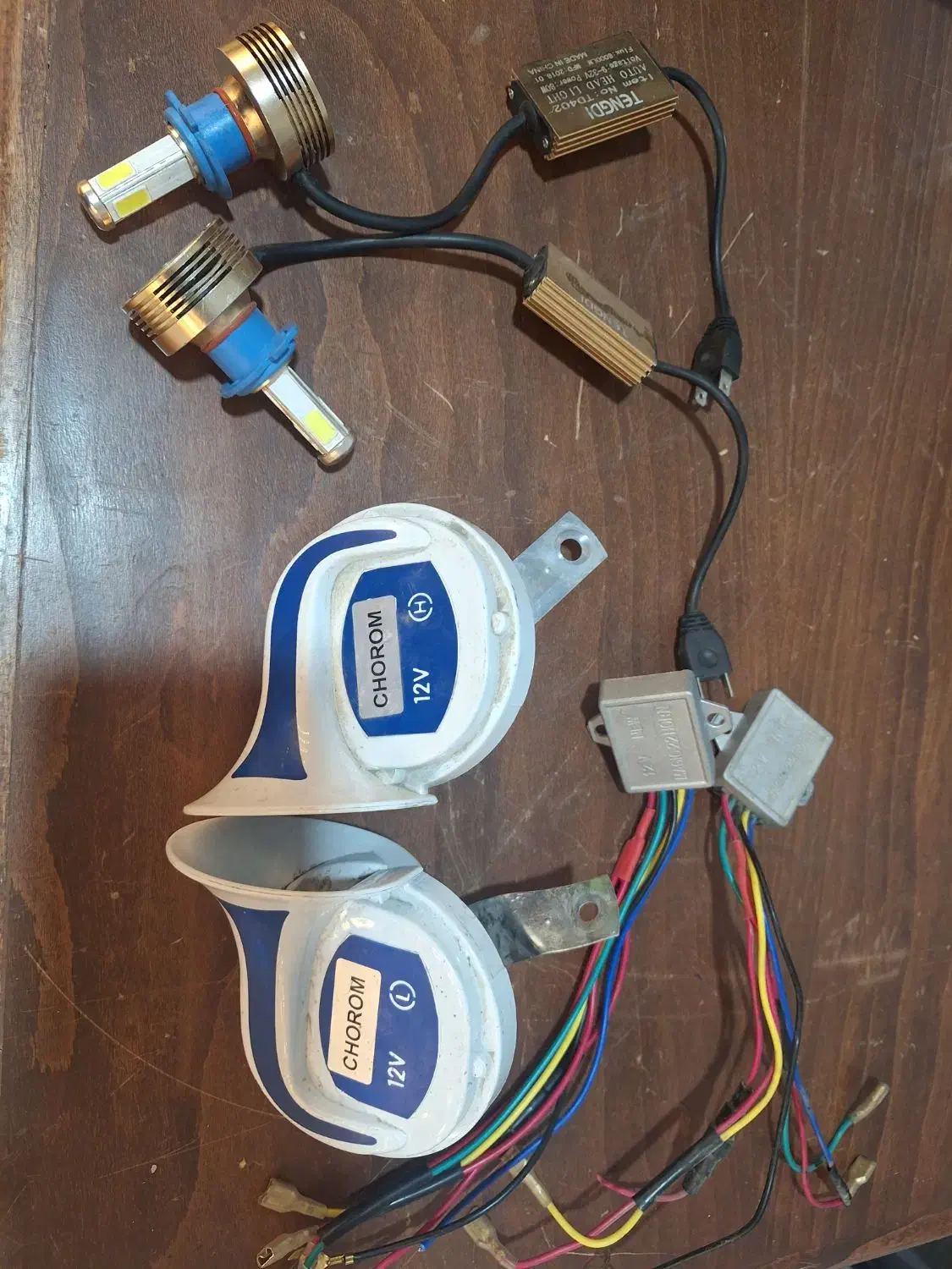 بوق حلزونی ۱۸ صدا و هدلایت پایه H7|قطعات یدکی و لوازم جانبی|نیشابور, شهرک بهداری|دیوار