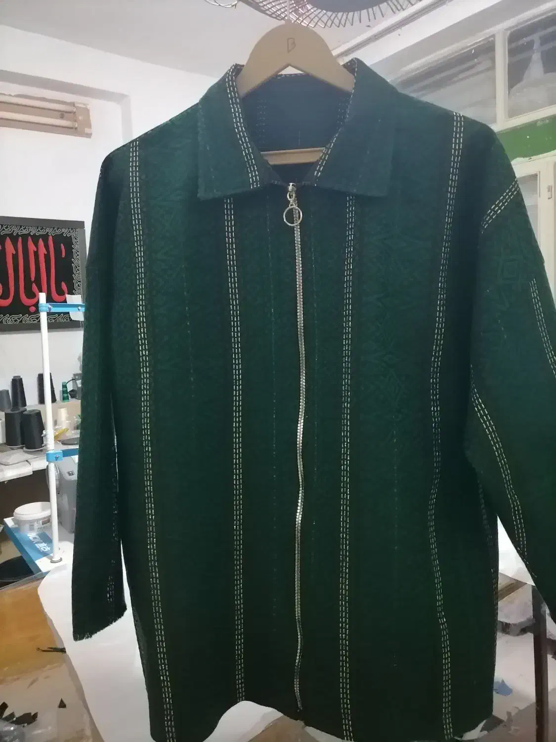 کت یلدا|لباس|یزد, |دیوار