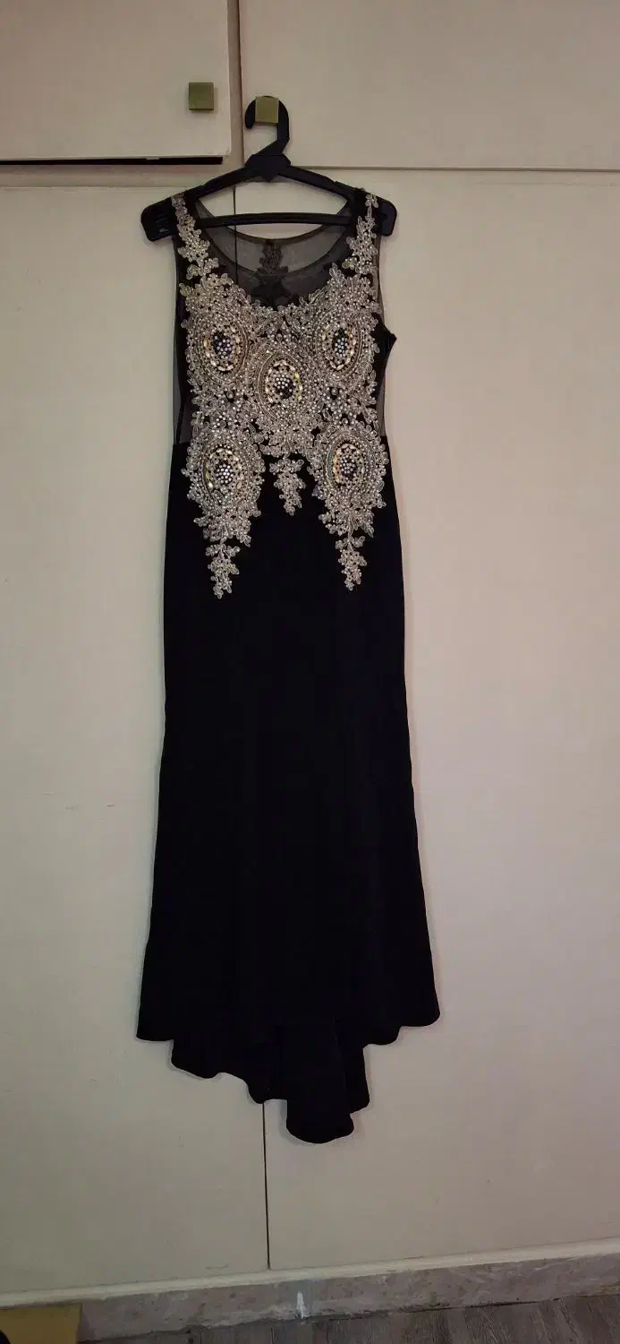 لباس مجلسی کاملا سالم|لباس|هشتگرد, فاز ۱ مهستان|دیوار