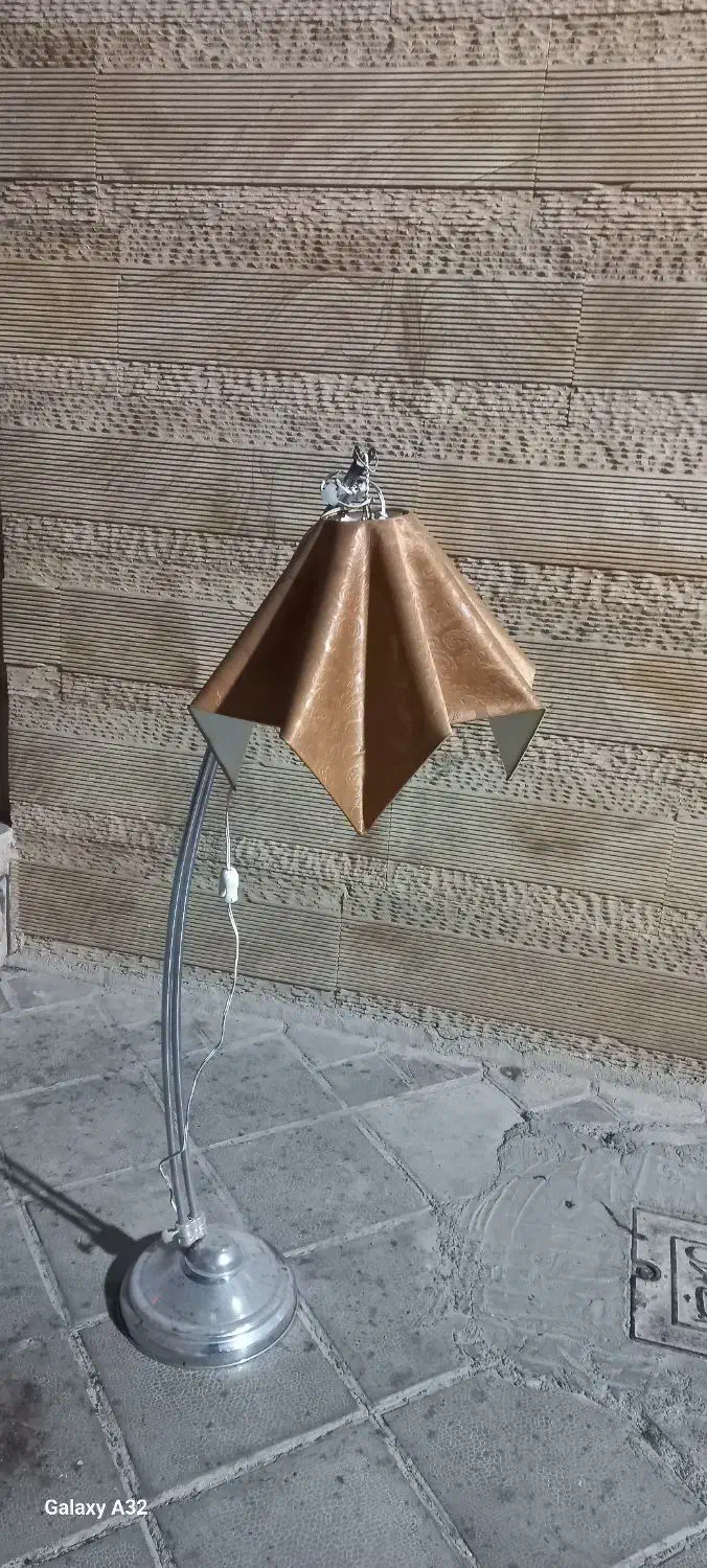 سالم در حد نو|چراغ خواب و آباژور|اسلامشهر, شهرک واوان|دیوار