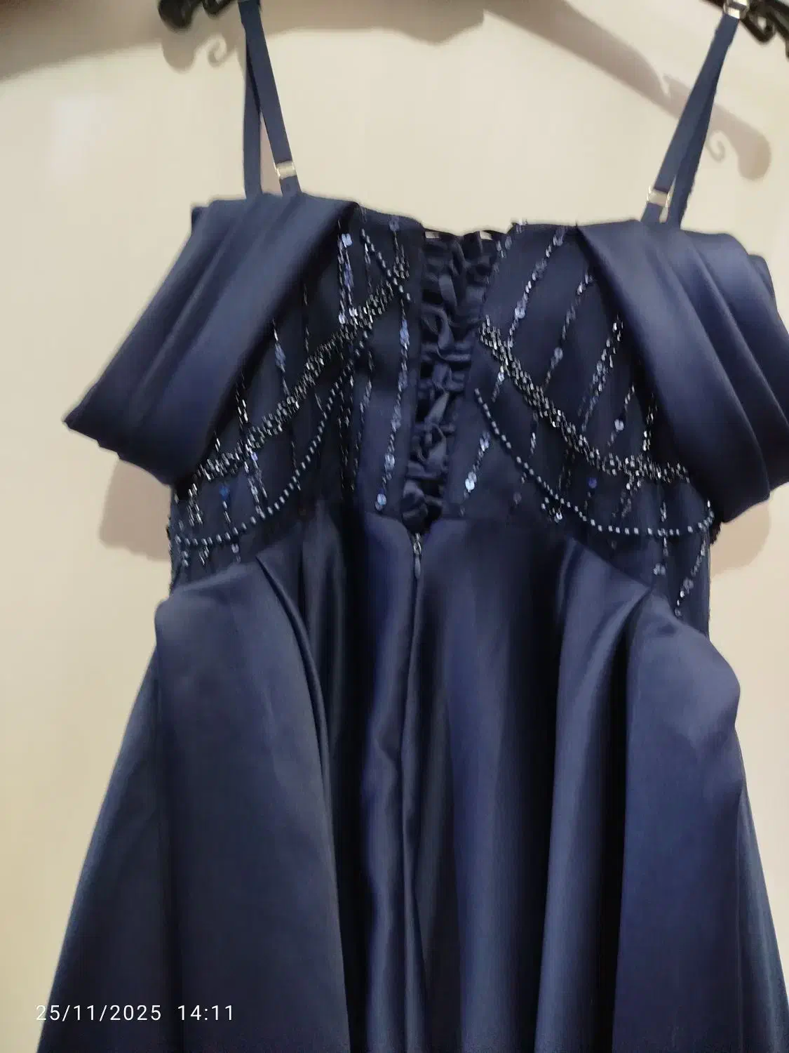 لباس مجلسی|لباس|گتوند, |دیوار